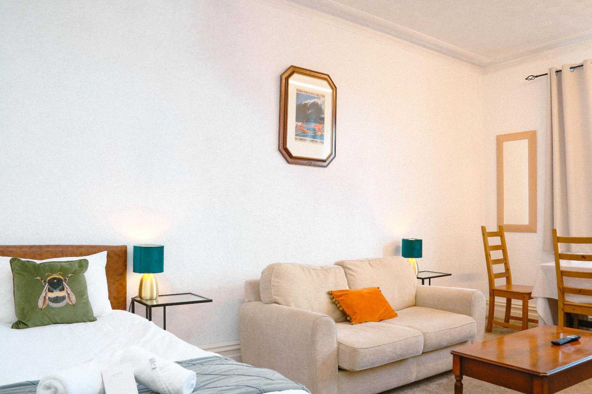 The Mayfield Apartment Hotel Сандерлэнд Экстерьер фото